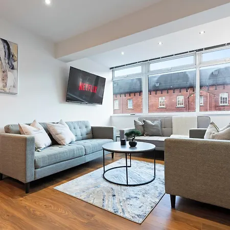 Apartment Modern Flat - Sleeps 4 - Parking Leeds (West Yorkshire)