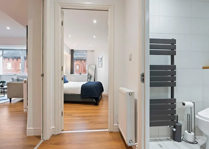 - Free Parking - Fast Wifi - Sleeps 4